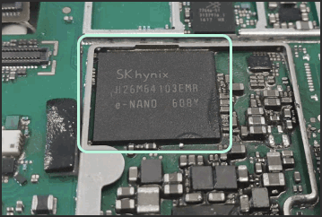 Накопичувач eMMC на ноутбуці