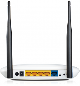 Задня сторона маршрутизатора TP-Link WR841ND