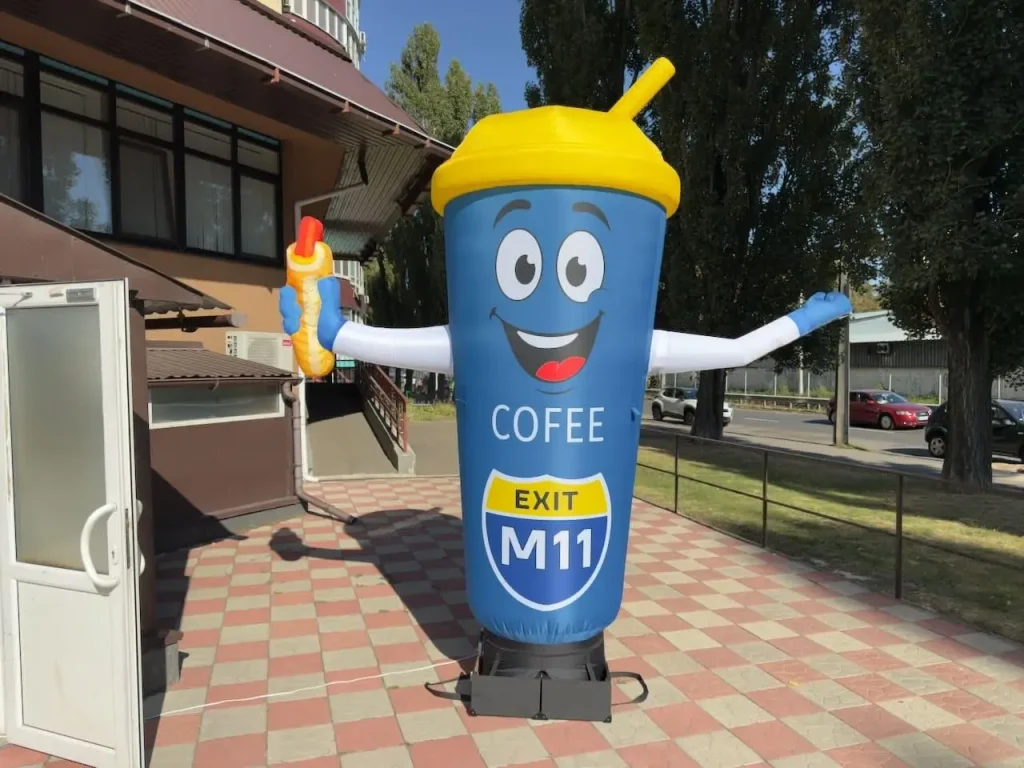 вулична надувна реклама