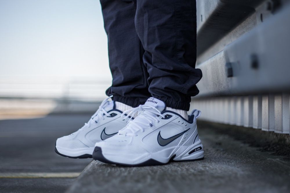 Nike Air Monarch